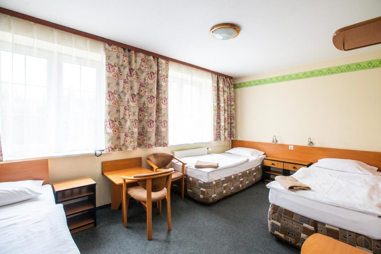 Отель Hotel Margo Cedynia