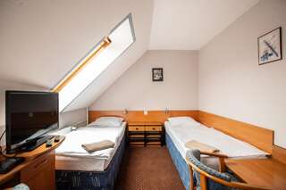 Отель Hotel Margo Cedynia Двухместный номер с 2 отдельными кроватями-3